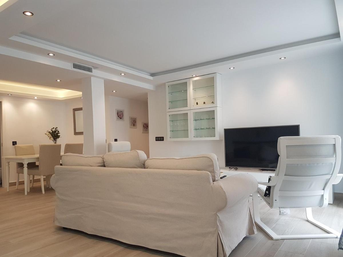 Pepes Home 3 Habitaciones & Parking Gratis ตอร์เรโมลิโนส ภายนอก รูปภาพ