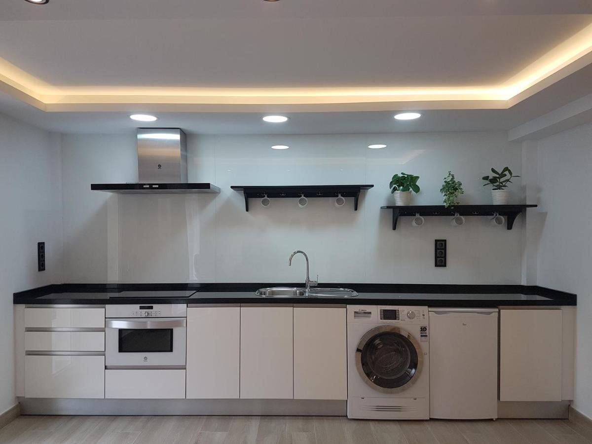 Pepes Home 3 Habitaciones & Parking Gratis ตอร์เรโมลิโนส ภายนอก รูปภาพ